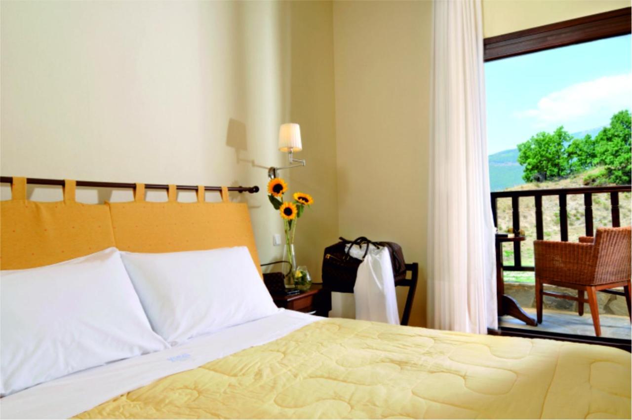 Kaimak Mountain Lodge Panagitsa Ngoại thất bức ảnh